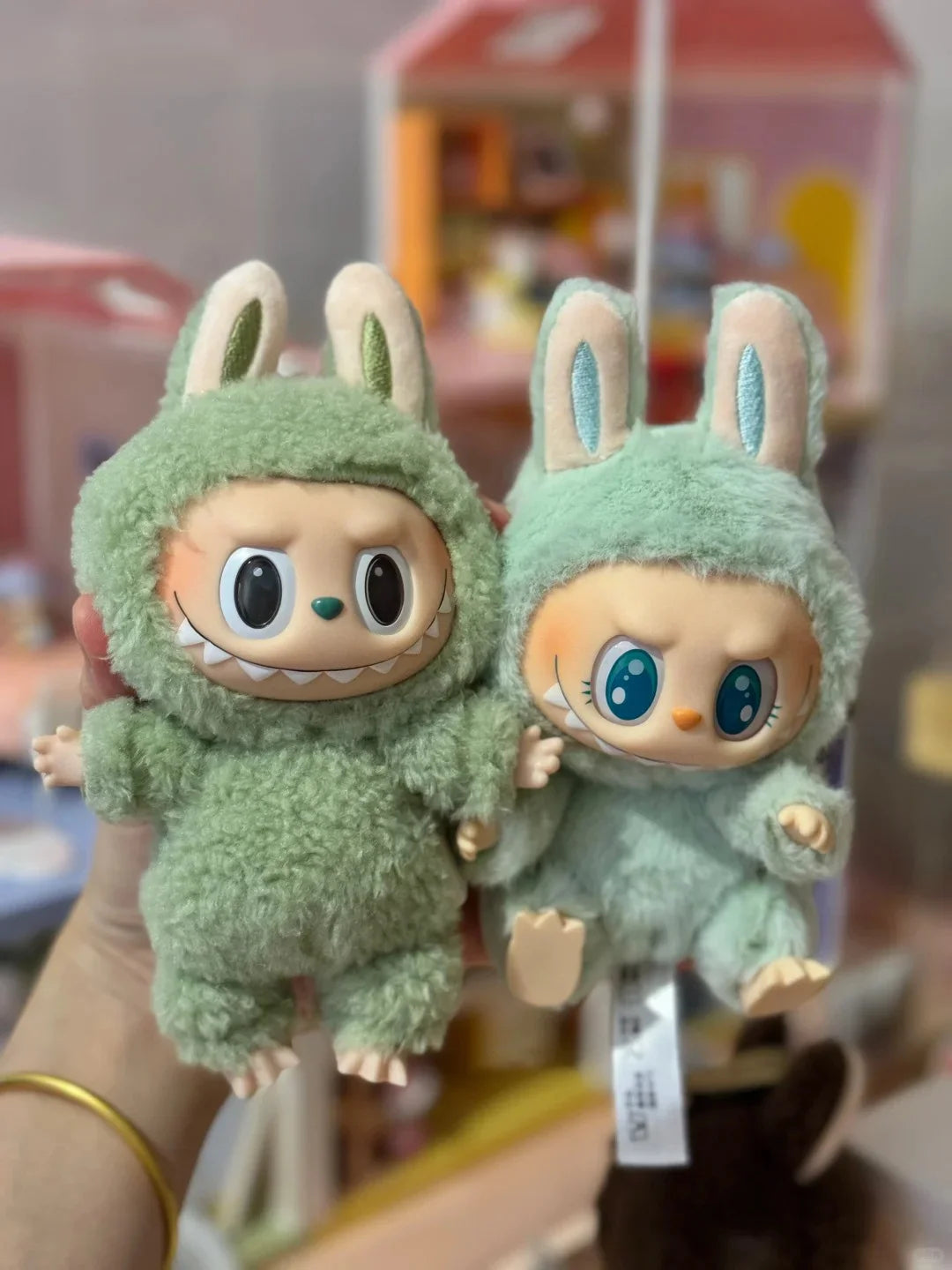 Labubu Blind box The Monsters Lisa Seme Heart Macarrr Vinyl Base Series Trendy Toy Decorations children Birthday Gifts