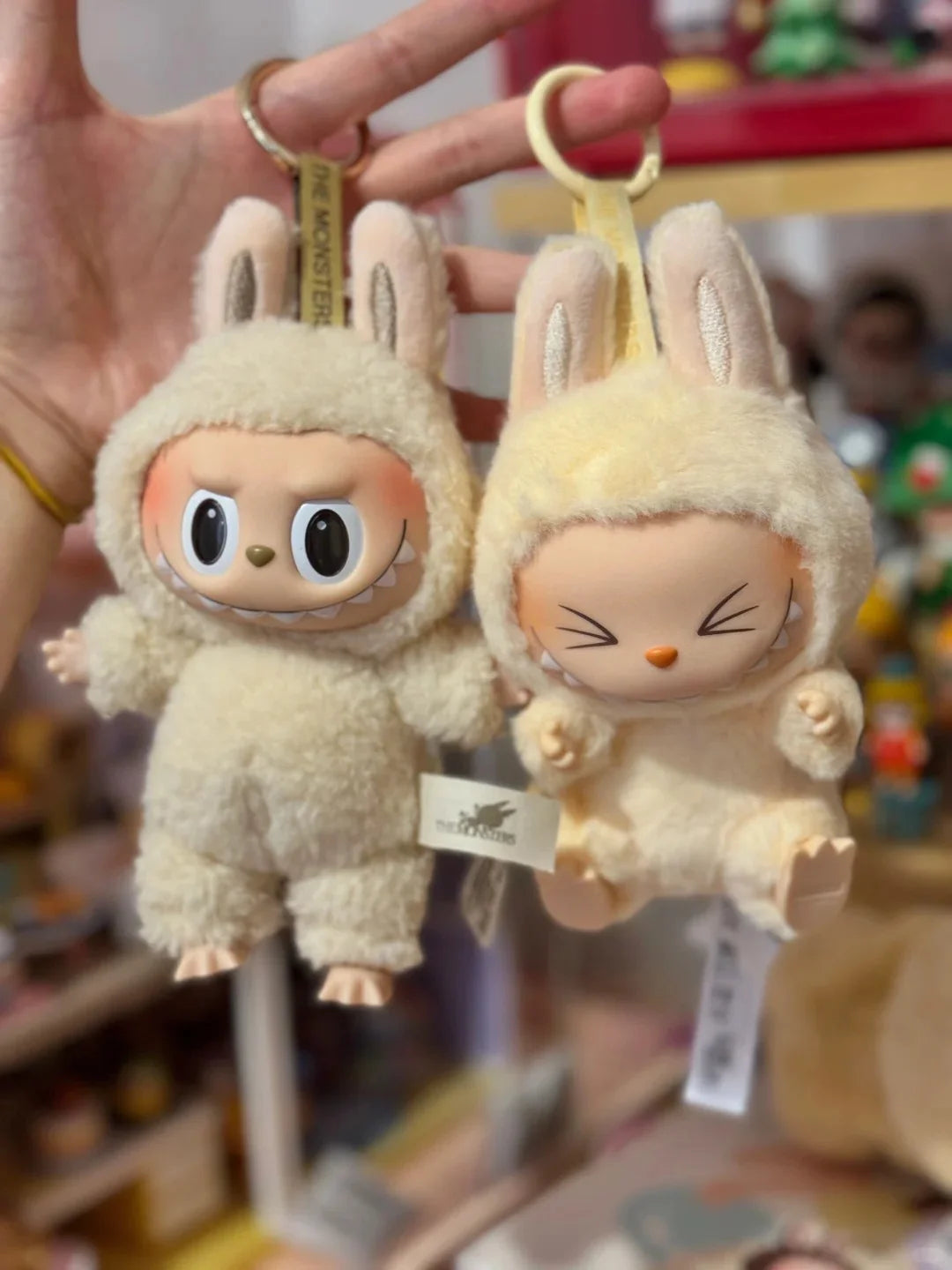 Labubu Blind box The Monsters Lisa Seme Heart Macarrr Vinyl Base Series Trendy Toy Decorations children Birthday Gifts